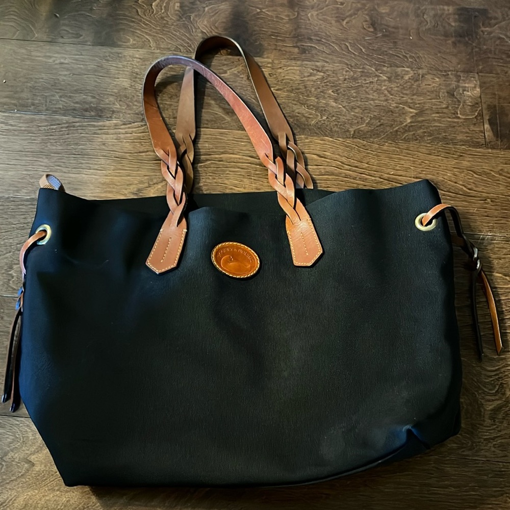 Dooney and Bourke bag